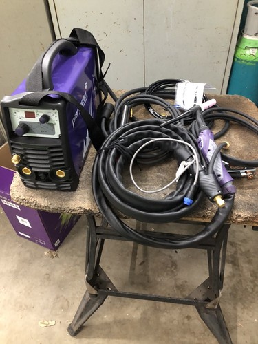 Parweld xtt207 200 amp dual - dc,